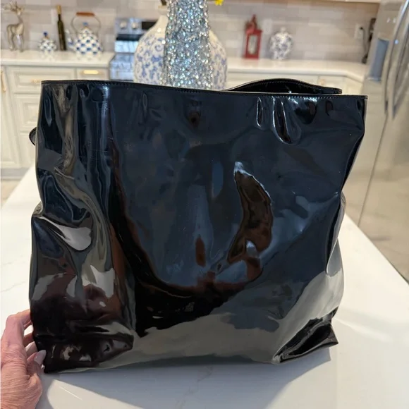Roger Vivier Black Patent Leather Tote Bag - Picture 4 of 5